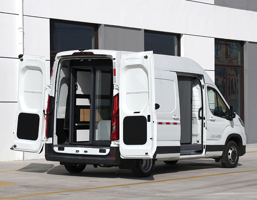 Reimagining Adventure: How Fctrailers Redefines Forest Travel Trailer and RV Caravan Experiences