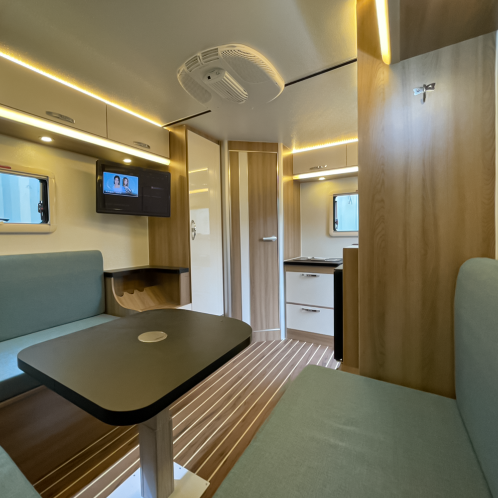 How to Identify a Four-Season Camper: Key Features You Should Know